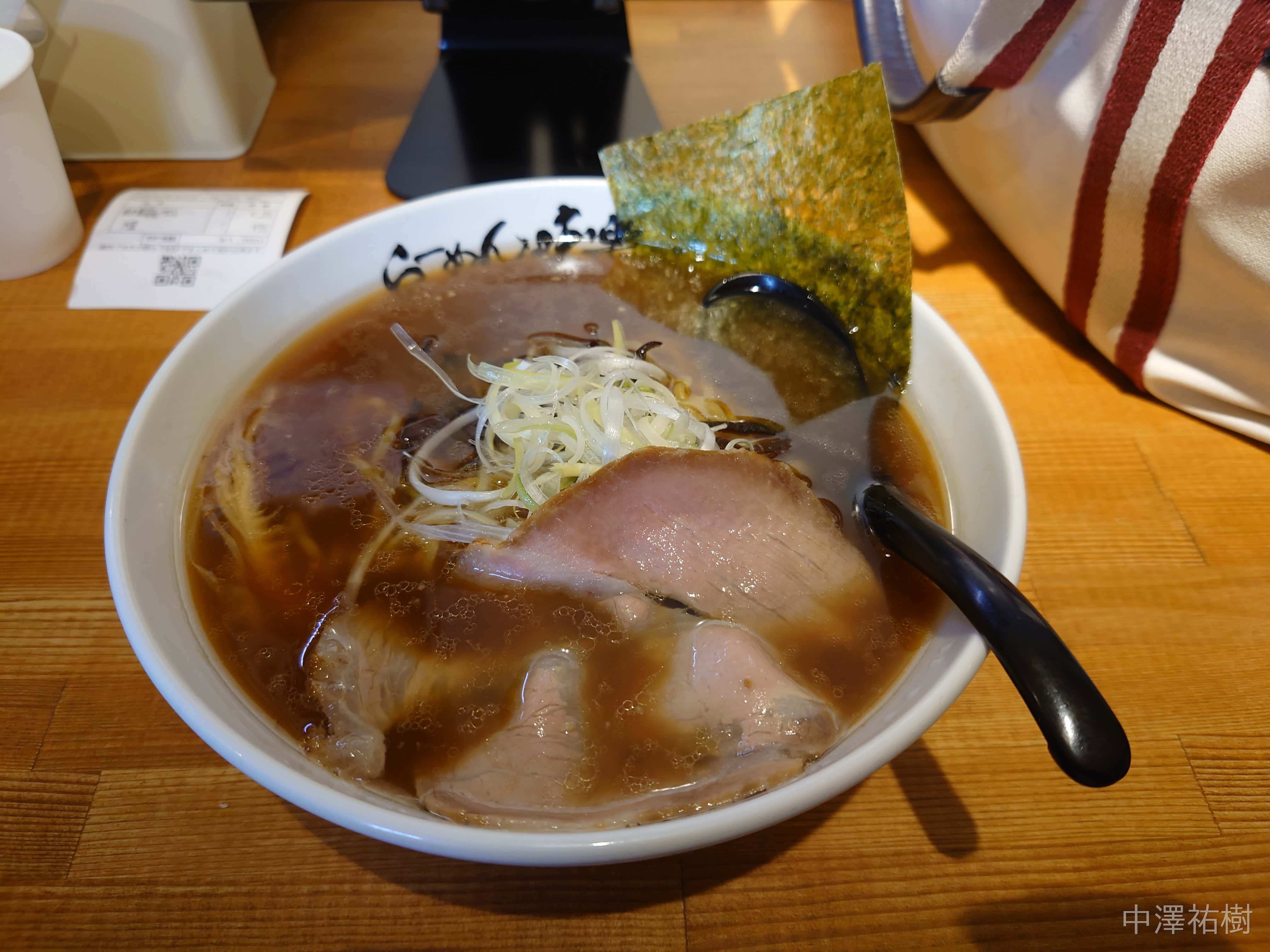 28.らーめん味楽本店のラーメン