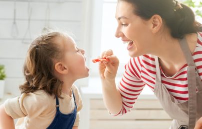 Crianças na cozinha: todos os benefícios da culinária
