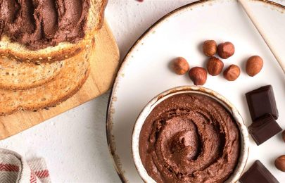 Creme de chocolate e avelãs