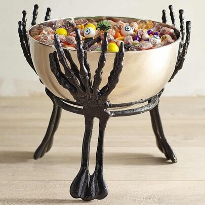 skeleton-hand-serving-bowl