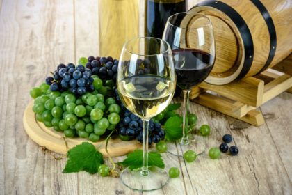 Wine and grapes Wine and grapes