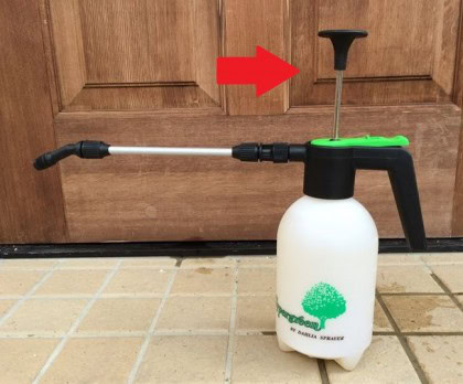 噴霧器をセット