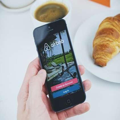 Tarifs conciergerie locative Dordogne 20% - Augmentation revenus locatifs 30% Manoha Services.