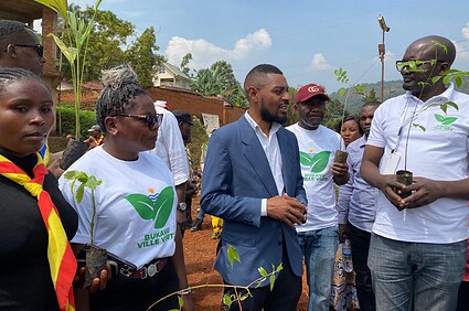 Bagira : 2 800 arbres plantés, la commune veut enraciner une culture verte
