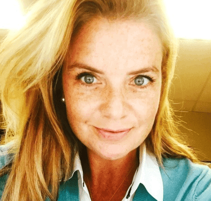 mandi brandon, from colorglo restoration and repair franchise