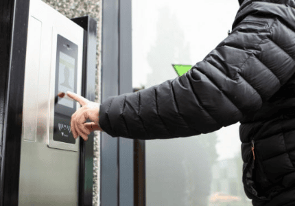 foto van toegangscontrole die aangeboden worden door BitAssistence
