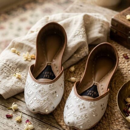 White Mirror Jutti-2187