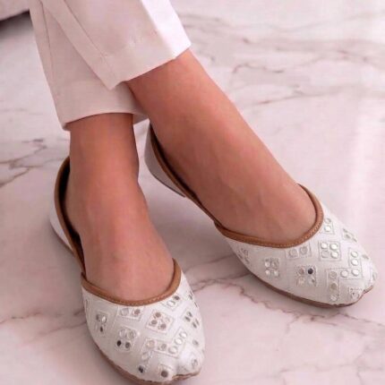 White Mirror Jutti-2187