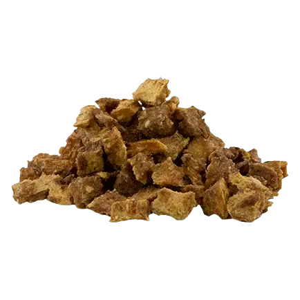 Dados o cubos de carne de conejo SnackOMio, snack natural para perros