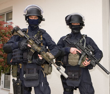 Les collégiens de Trie sur Baïse informés des métiers de la gendarmerie