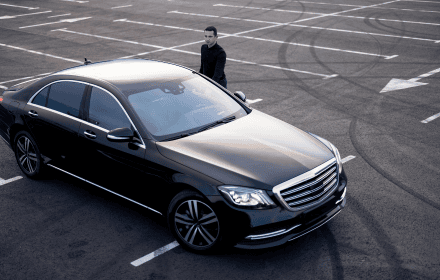 Chauffeur providing door-to-door safe driver service in Dubai