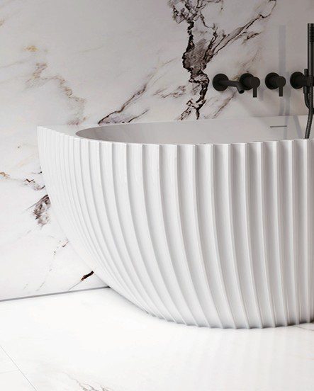 Lamont O/F Collection Bathtub