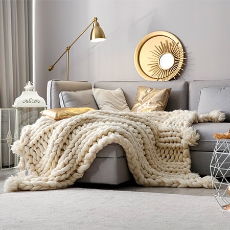 17748 WinterDecor image intro