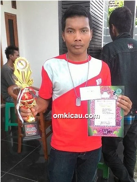 Om Yayan dan kenari Gran Max