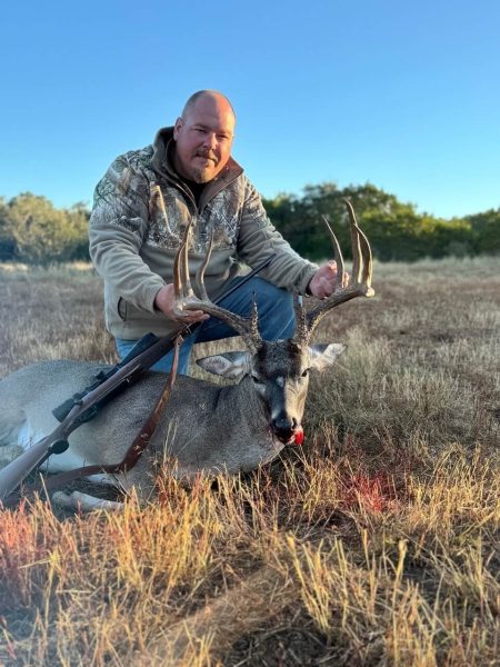Run n Hide Ranch Whitetail Deer Hunt
