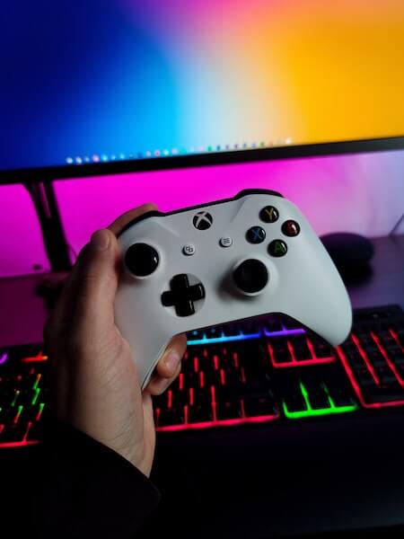How-to-Connect-and-Cast-Video-Content-from-Android-Phone-to-Xbox-One-Game-Console