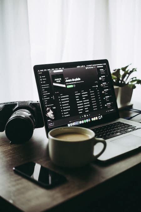How-to-Block-or-Unblock-Users-from-Viewing-your-Spotify-Playlists-Activities-through-the-Desktop-or-Mobile-App