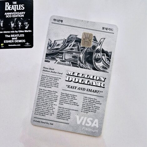  롯데카드 하나은행 밀리언달러 카드 실물 이미지.