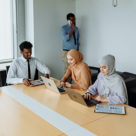 Consulting and Advisory Services in Muscat