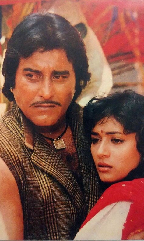 Vinod Khanna-Madhuri Dixit