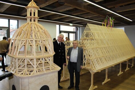 Karl Müller und Josef Hauer beim Richtfest (November 2016)