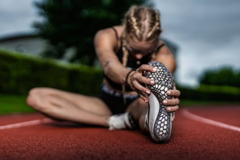 Läuferin, Schuhe, Spikes, Frau, Athletin, Nike, Spikes, Laufbahn