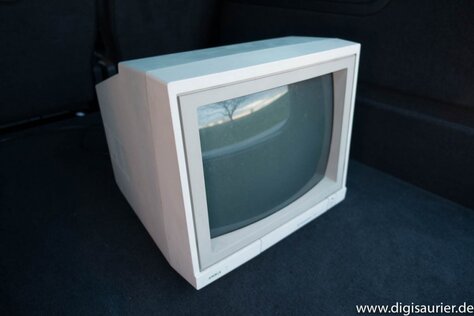 Da stand er: Der Amiga-Monitor, die Lösung eines großen Problems.