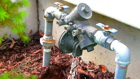 types of backflow preventer