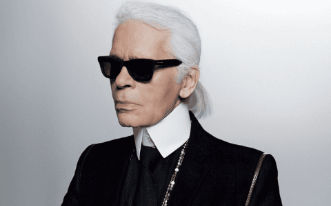 Karl Lagerfeld, The Iconic Chanel Designer Who Revolutionized Fashion_5 karl lagerfeld Karl Lagerfeld, The Iconic Chanel Designer Who Revolutionized Fashion Karl Lagerfeld The Iconic Chanel Designer Who Revolutionized Fashion feat 480x300