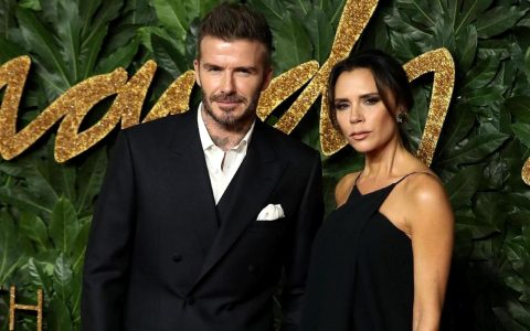 Victoria and David Beckham's New Home Is In A Zaha Hadid Modern Building 😍 victoria and david beckham Victoria and David Beckham’s New Home Is In A Zaha Hadid Modern Building 😍 Victoria and David Beckhams New Home Is In A Zaha Hadid Modern Building      capa 480x300