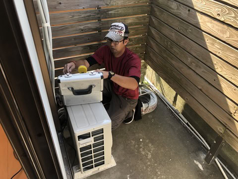 日置市東市来町で新品エアコンの取り付け工事ならハロー電気工事センターへ！