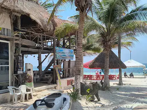 playa publica puerto morelos