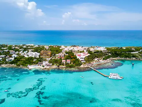 Isla mujeres en quintana roo mexico, es una isla paradisiaca para toda la familia