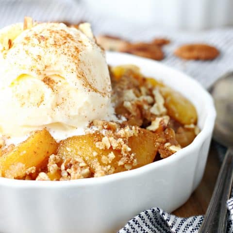 Slow Cooker Peach Crisp