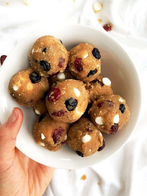 White Chocolate Peanut Butter Oatmeal Cookie Dough Balls
