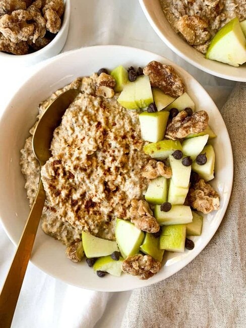 Healthy Gingerbread Overnight Oats - Gluten Free Recipe