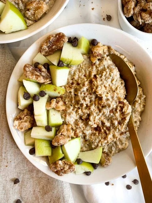 Healthy Gingerbread Overnight Oats - Gluten Free Recipe