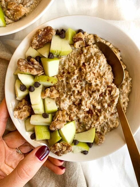 Healthy Gingerbread Overnight Oats - Gluten Free Recipe