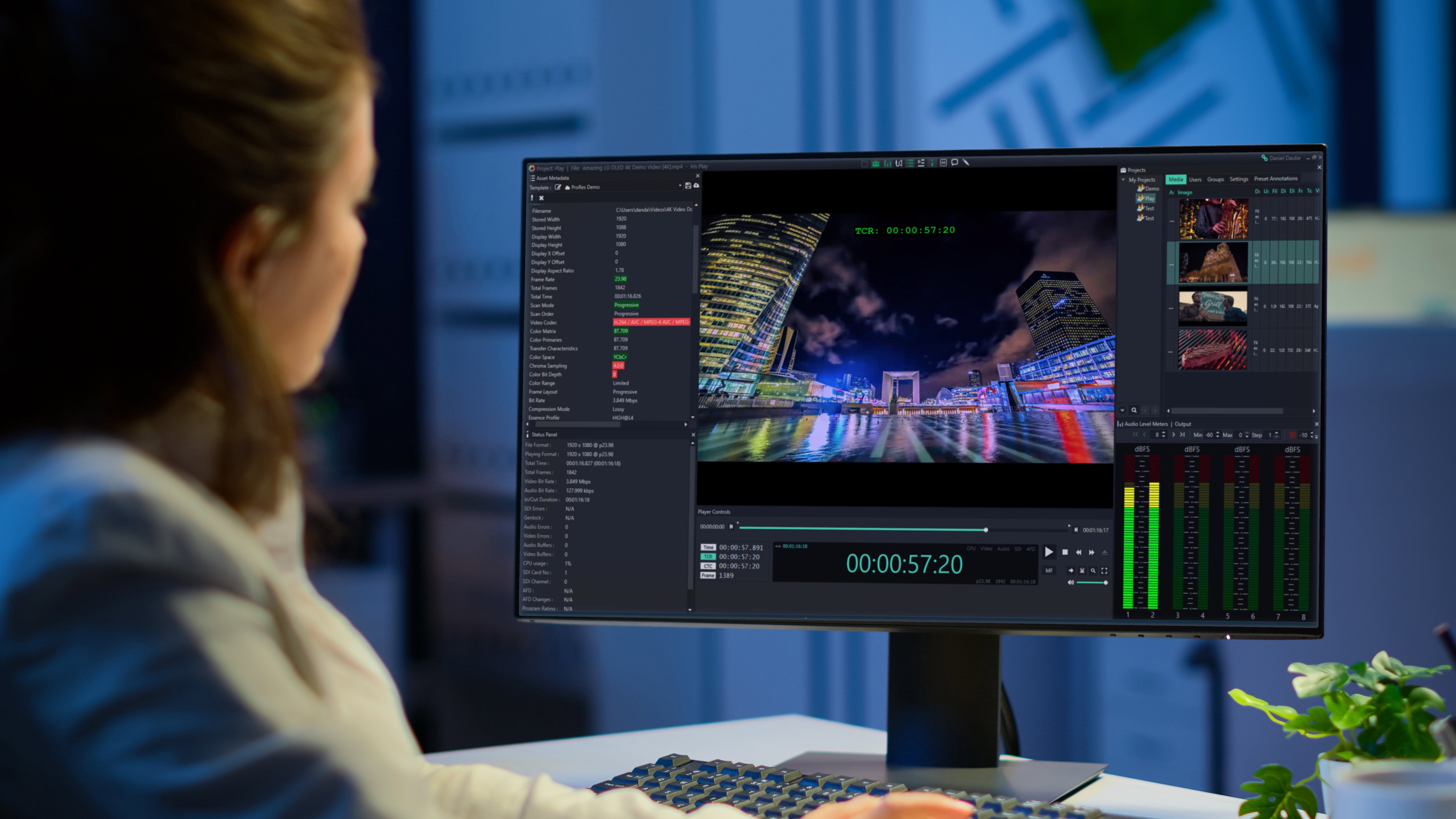 Format support:
JPEG 2000 Uncompressed,
PRORES,
DNXHD,
XDCAM,
IMX D10,
DV,
DVCPRO,
AVC-INTRA,
MPEG2,
MPEG4 / H264,
XAVC,
HEVC / H265,
Windows Media and more
Wrappers:
MXF,
MOV,
DPX,
IMF,
GXF,
AVI,
TIFF,
TS,
M2T,
M2TS,
MP4,
WMV,
WMA