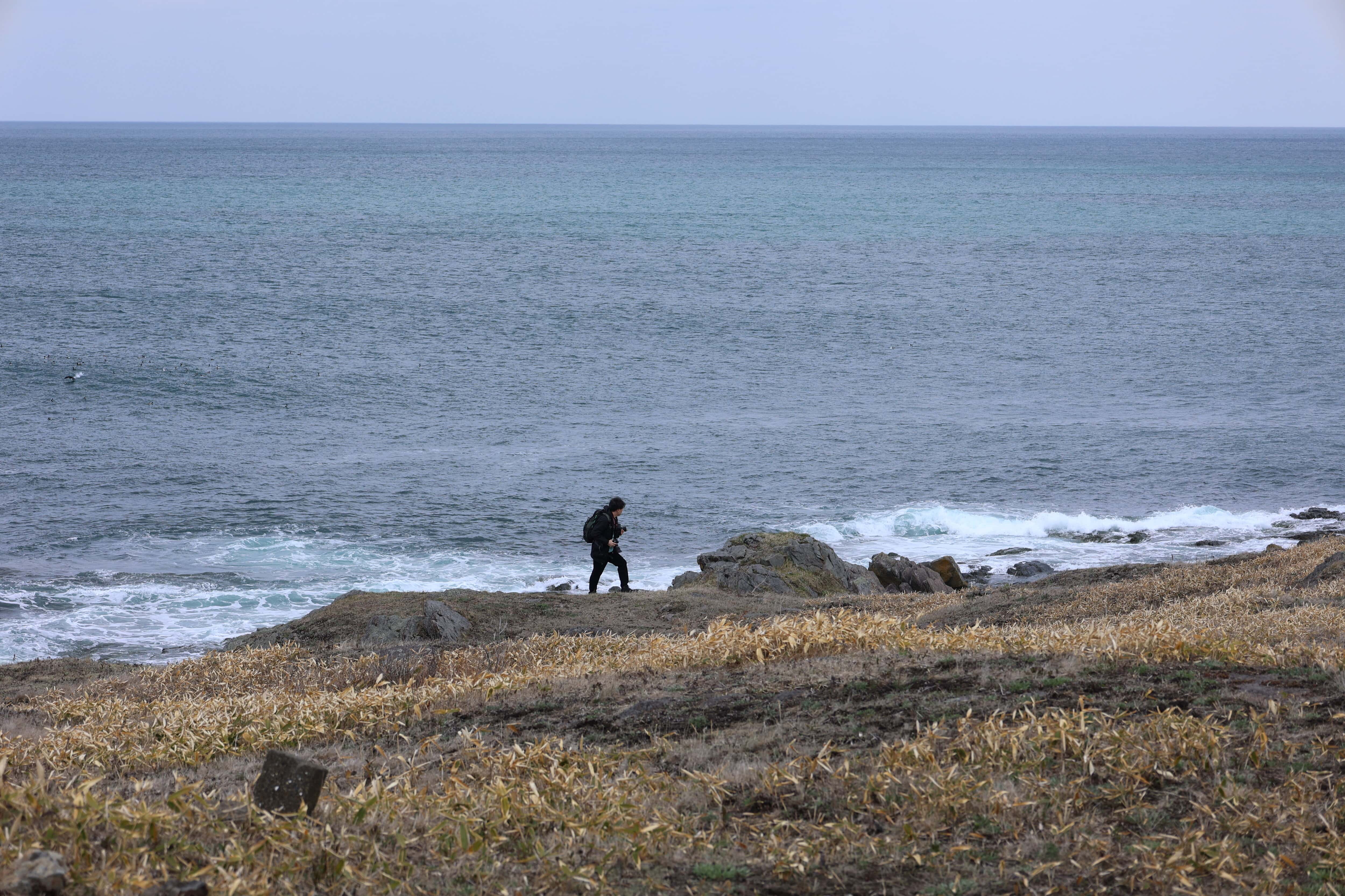 29.日の出岬・崖と海