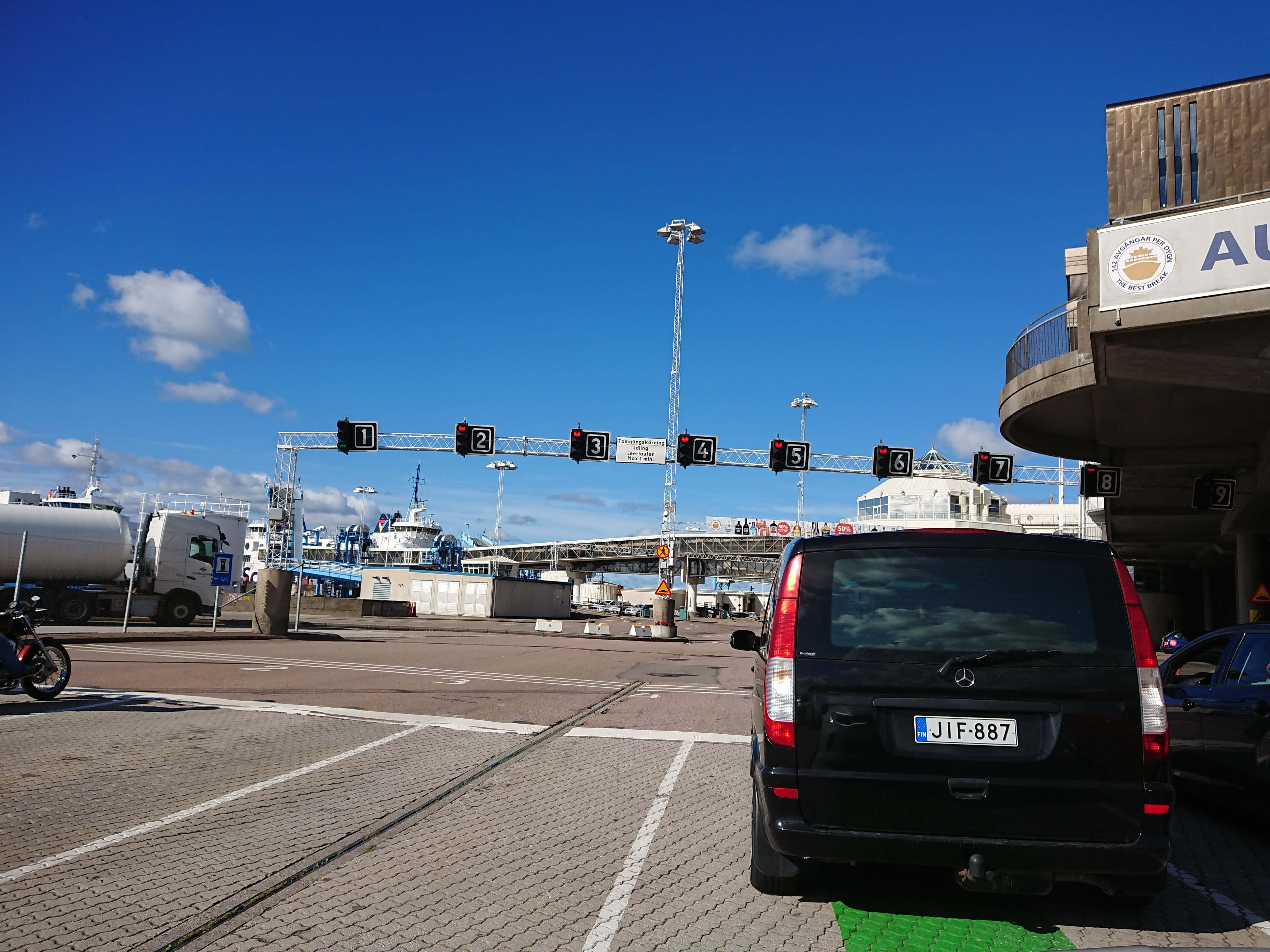 スウェーデンのヘルシングボリ港（Helsingborg）フェリー乗り場１