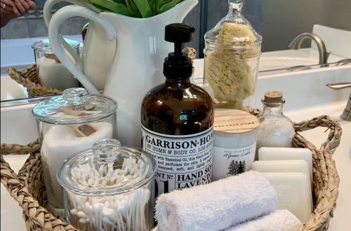 bathroom counter decor ideas, bathroom counter decor, bathroom decor, bathroom counter design, bathroom decor style, bathroom decor cotton balls and cotton swabs.