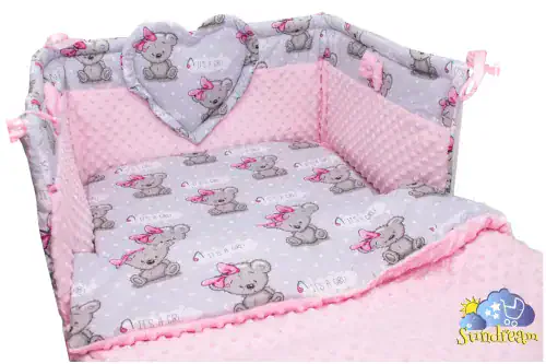 zestaw-do-lozeczka-z-ochraniaczem-z-sercem-girl-szare-minky-rozowe