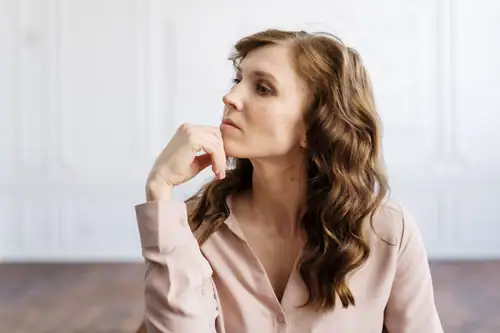 Signs of Anger Body Language Beyond the Obvious