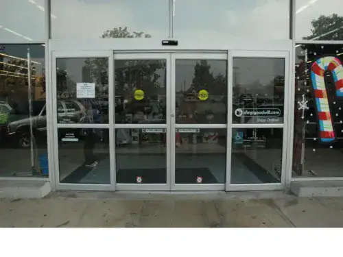 glass-commercial-doors (1)