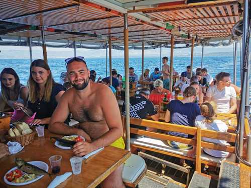 big boat tour_fish picnic