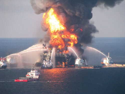 10 самых известных аварий и катастроф в мире 5 Разлив нефти Deepwater Horizon