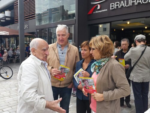 A Tarbes les socialistes en campagne pour Carole Delga