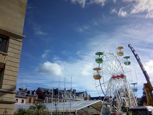 tarbes-marche-de-noel-grande-roue-patinoire