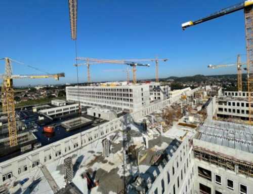 Europese arbeiders werkt mee aan de elektrische en HVAC in het grootste ziekenhuis in Wallonië.